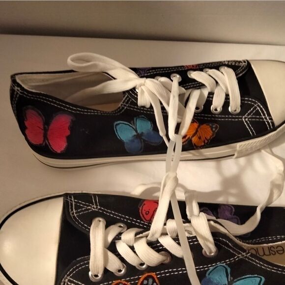 L Esmara black size 8 Multi color butterfly design patterns with cushion NWT - Picture 5 of 8